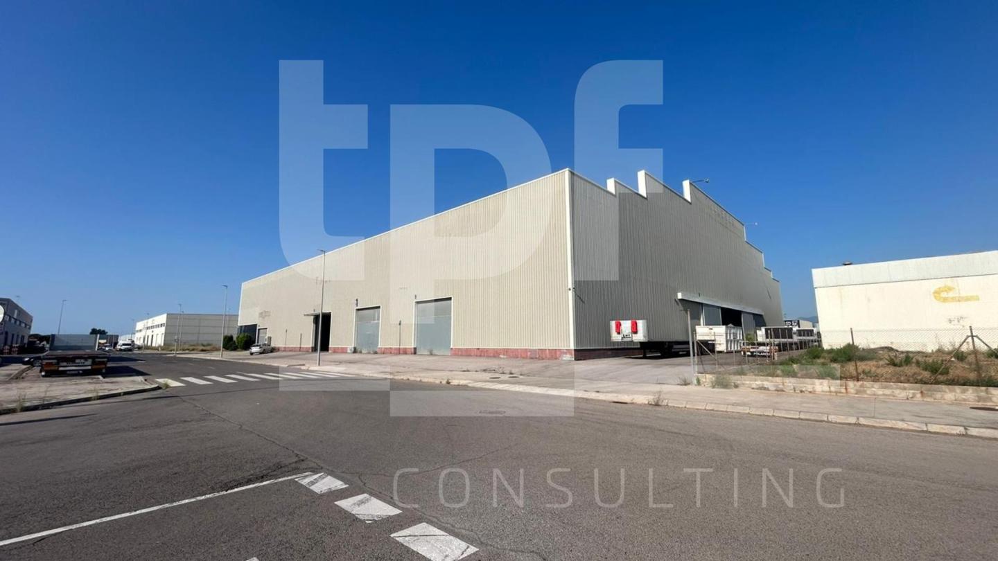 Nave Industrial de 5.877 m² en Castellón