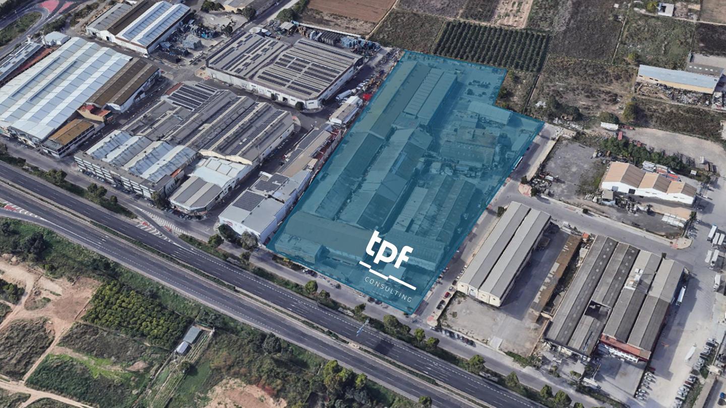 Nave industrial de 19.780 m² en Albal