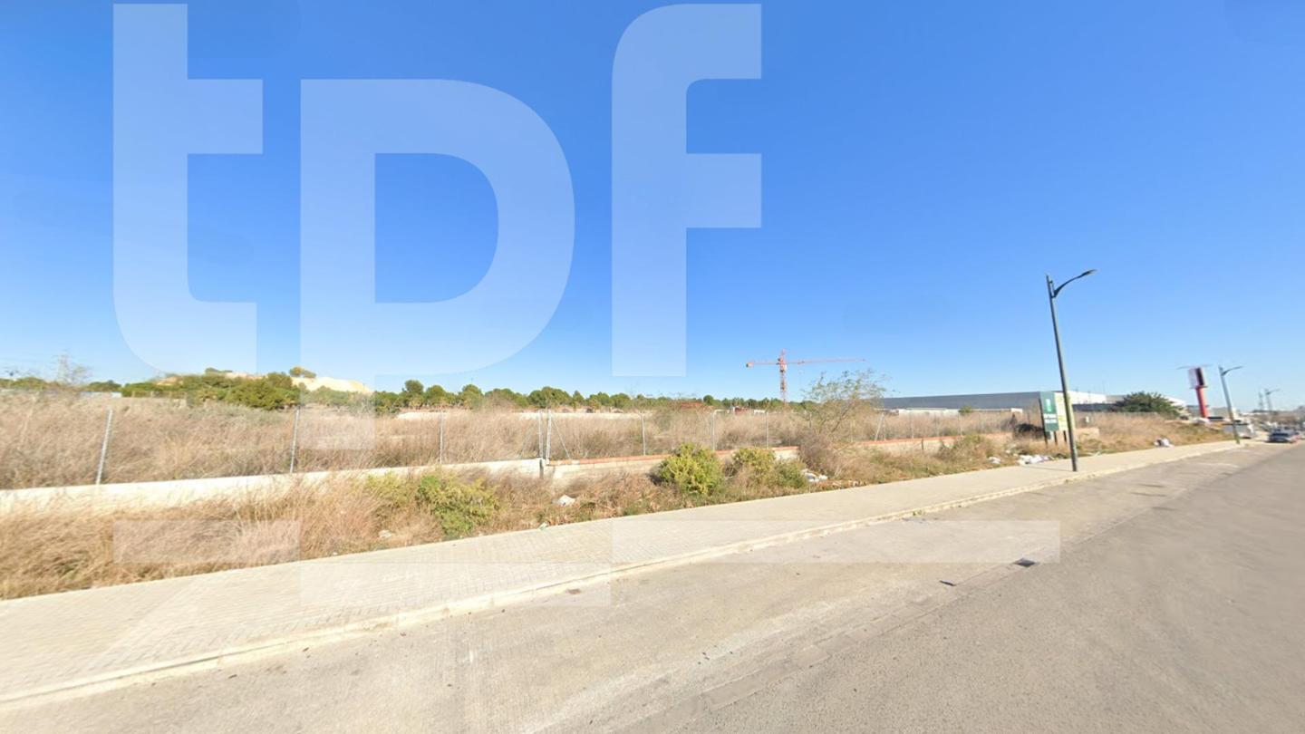 Suelo industrial de 22.046 m² en Paterna (Valencia)