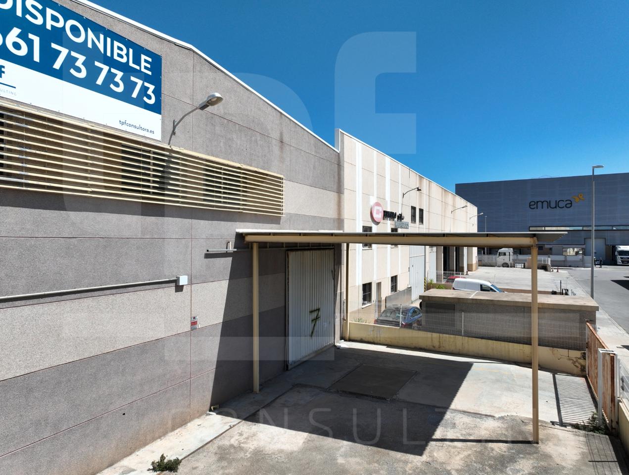 Nave industrial de 1.297 m² en Riba-roja