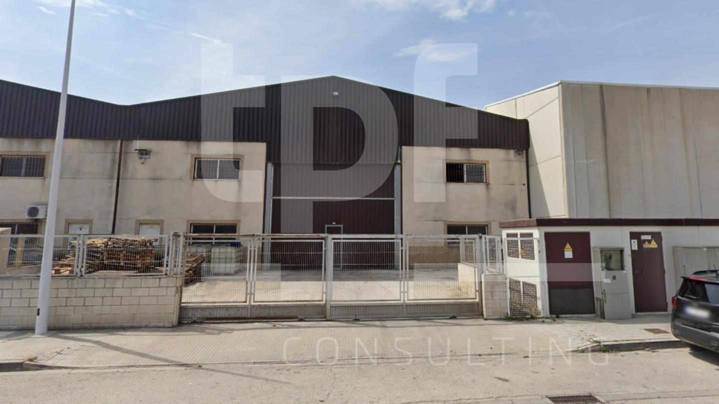 Nave industrial de 379 m² en Riba-roja