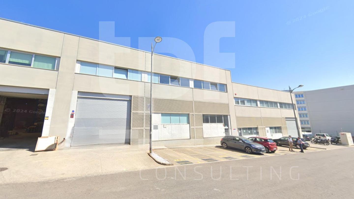 Nave industrial de 2.123 m² en Paterna