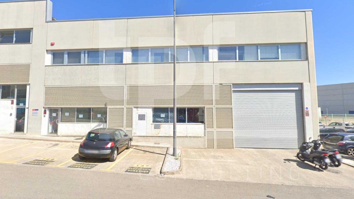 Nave industrial de 1.056m² en Paterna (Valencia)