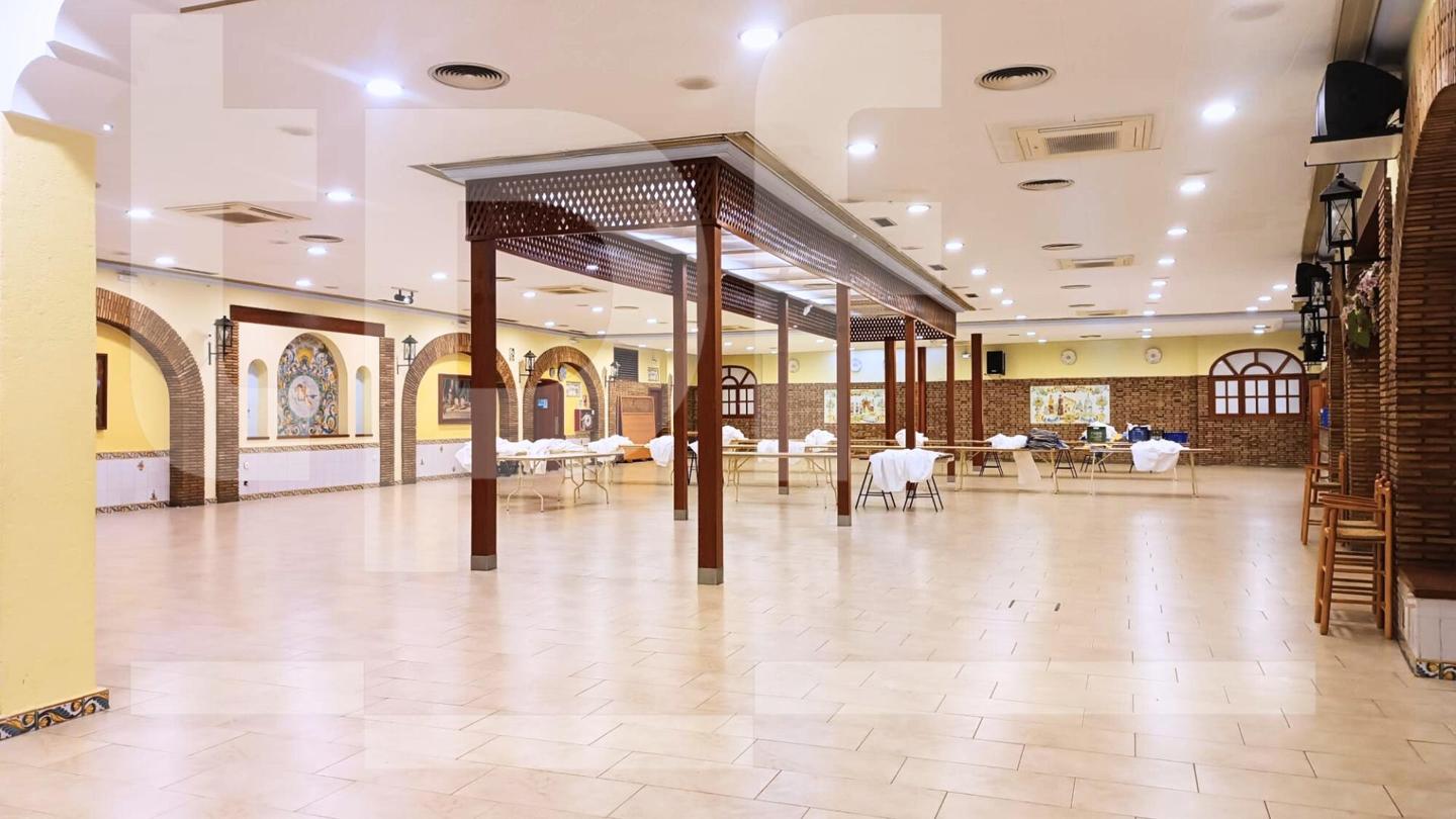 Local Comercial de 504 m² en L’Alcúdia (Valencia)