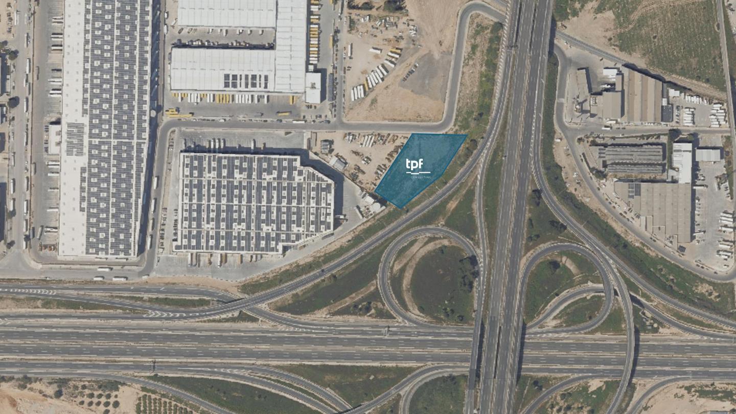 Suelo industrial de 5.000 m² en Riba-roja (Valencia)
