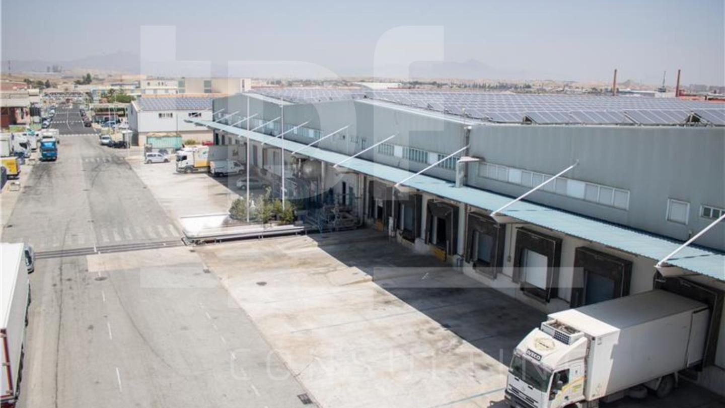Nave logística de 4.400 m² en Mercalicante (Alicante)