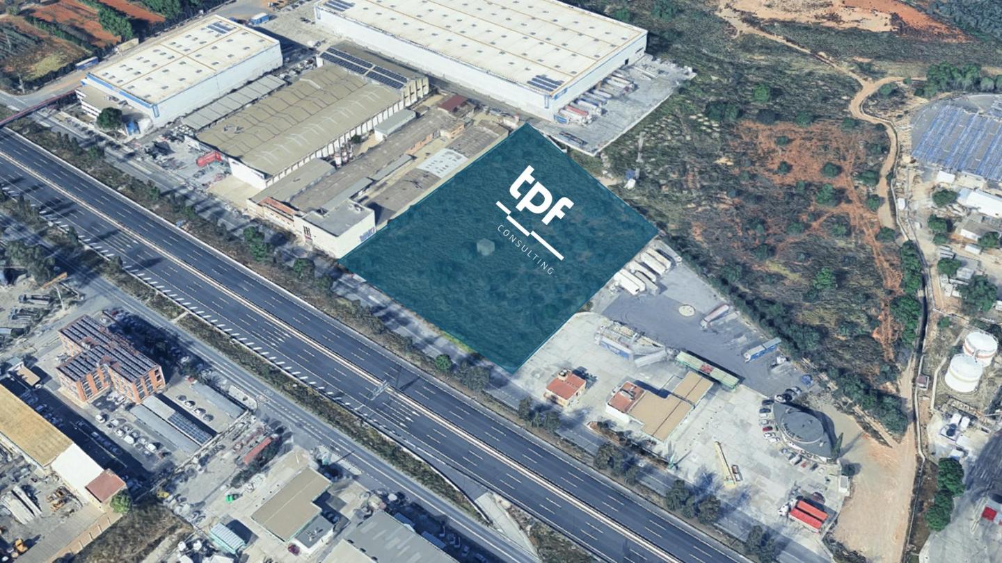 Suelo industrial de 13.026 m² en Quart de Poblet (Valencia)