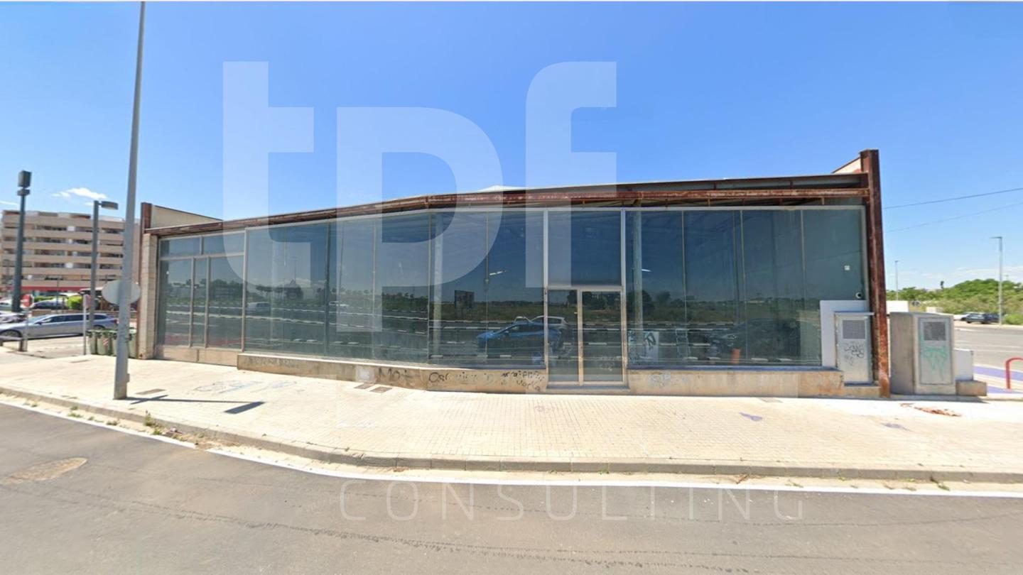 Nave industrial de 1.233 m² en Torrent (Valencia)