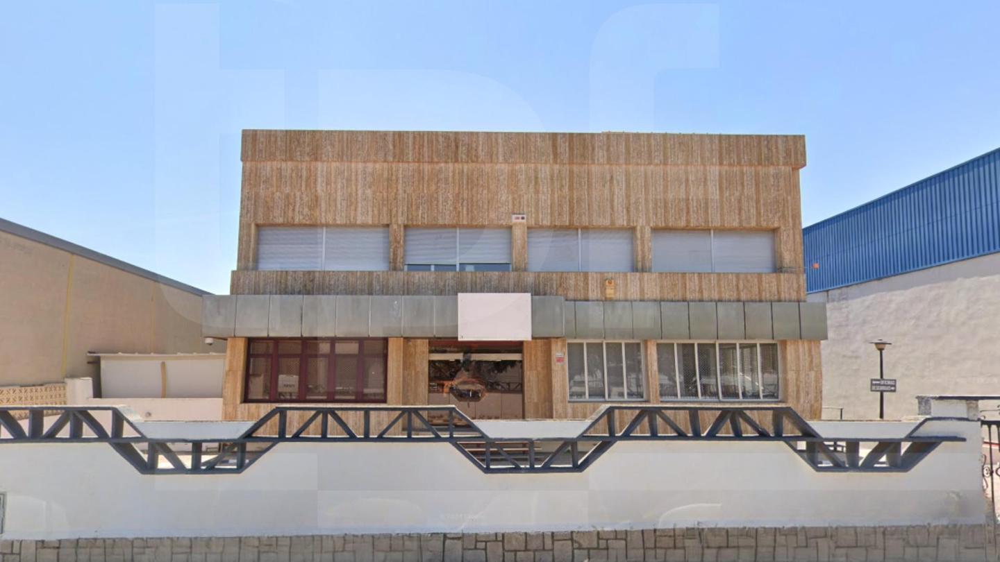 Nave industrial de 1.973 m² en Paterna (Valencia)
